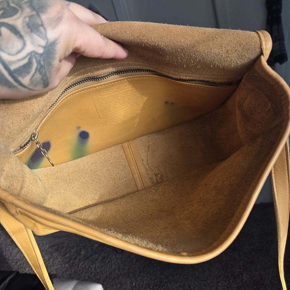 Vintage Coach Yellow City Bag ๐๐๐ป 9790 *PROJECT* - Picture 8 of 14